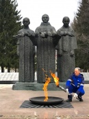 Компания «Газпром газораспределение Сыктывкар» провела техническое обслуживание мемориала «Вечный Огонь» в столице Коми